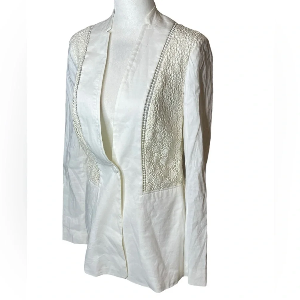 Elie Tahari Women’s Linen Blazer, White with cream crochet, NWT, Size 2 crisp